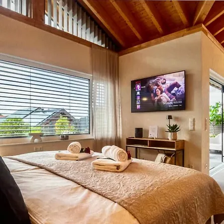 Casa Deluxe Eifel Tatil Evi *